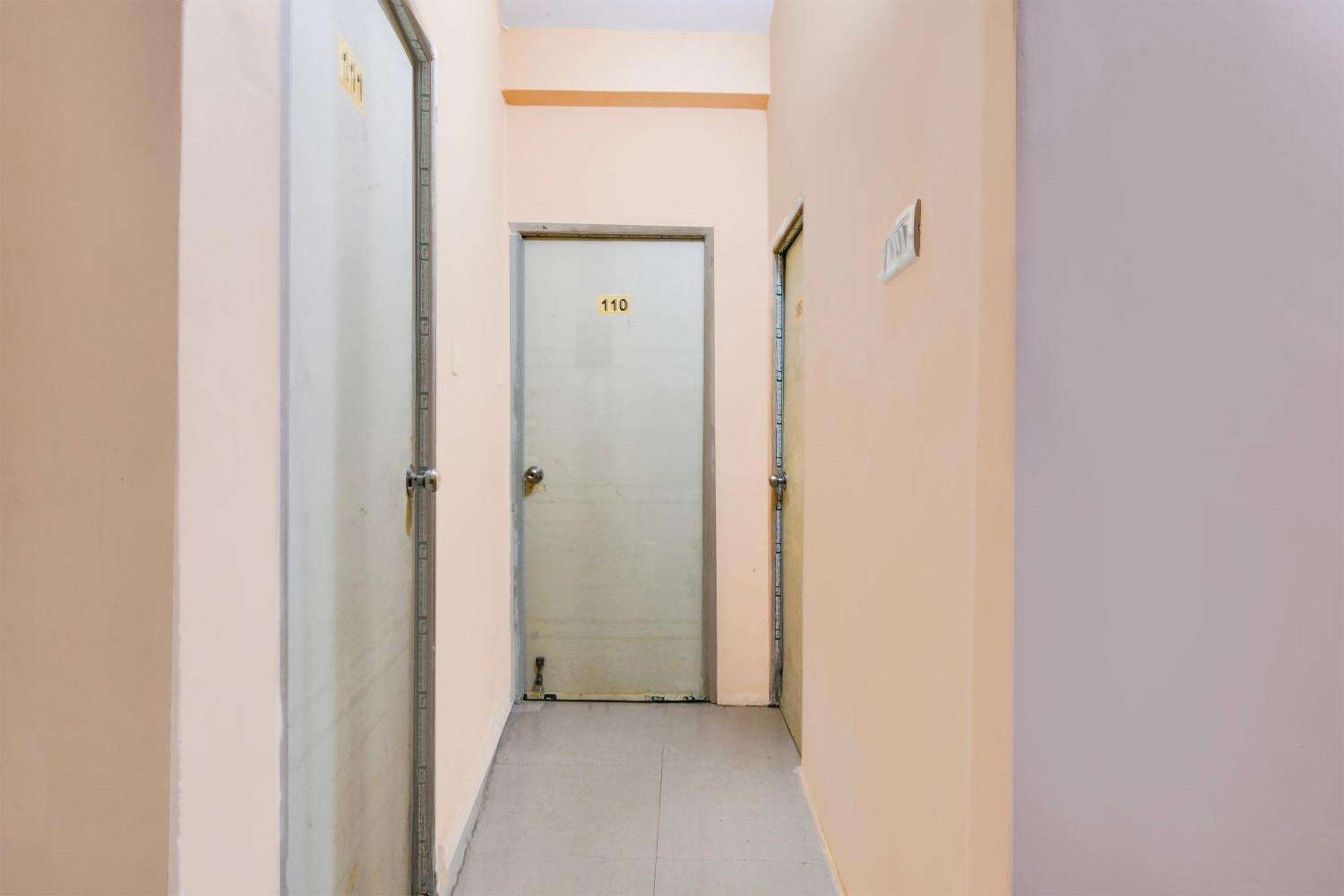 Hotel O Survey Park Jādabpur Exteriér fotografie